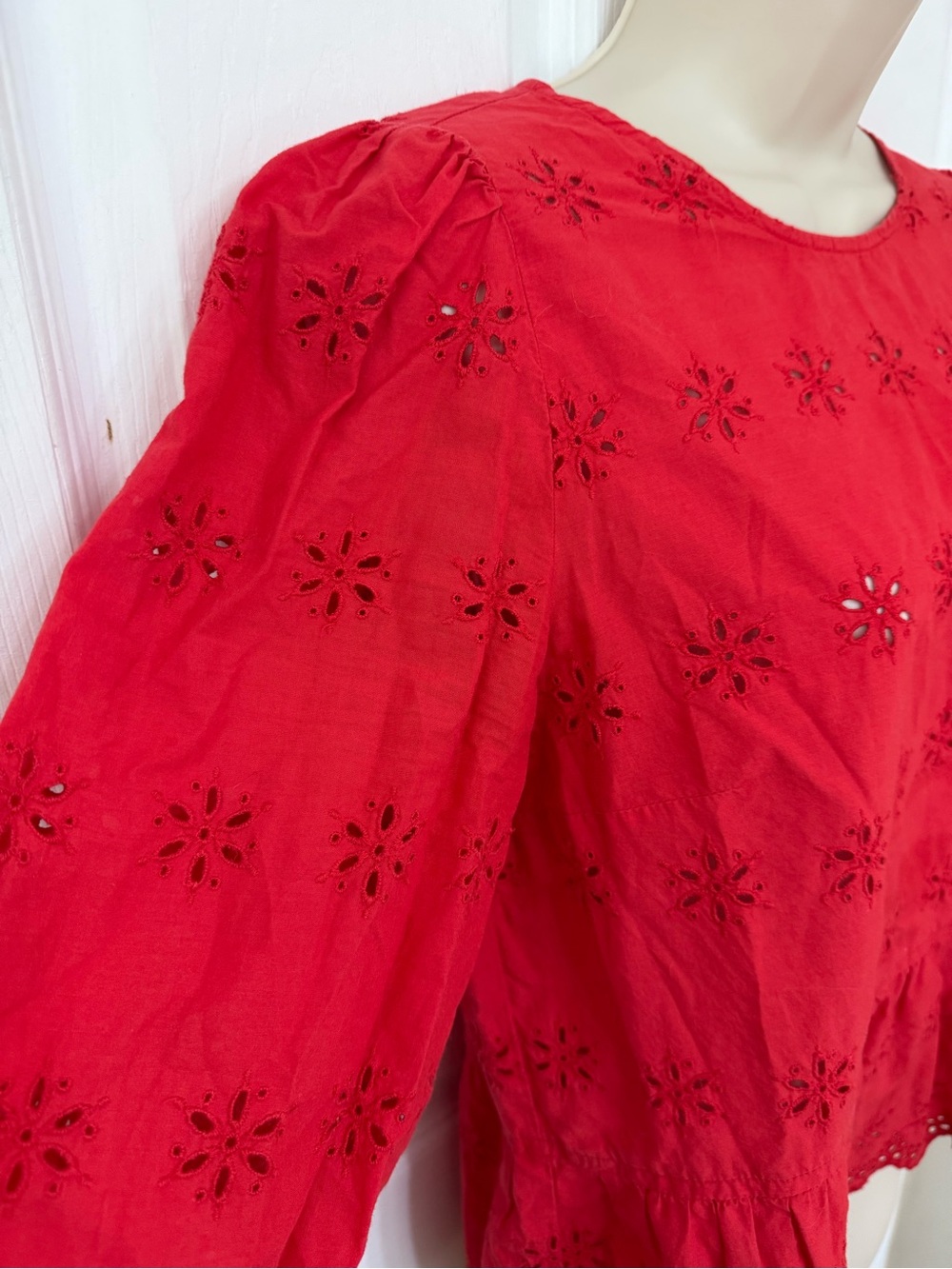 Madewell Eyelet Keyhole Peplum Top Red Cotton Blouse Medium - Picture 6 of 11